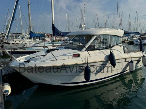 Beneteau Antares 7.50 HB avis et fiche technique
